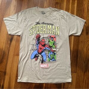 Marvel The Amazing Spider-Man Battles Evil Men's Shirt Medium Beige NWT